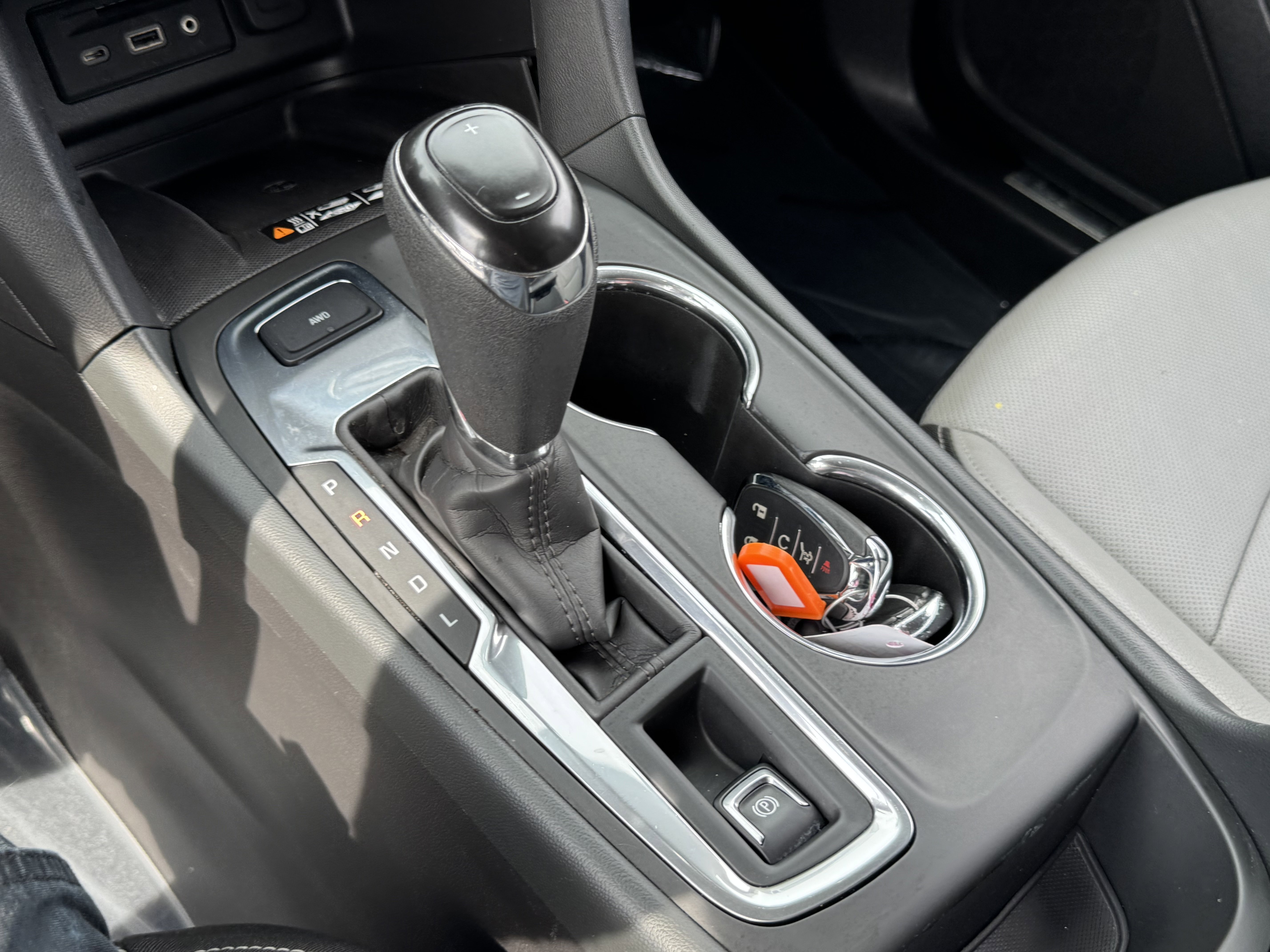 Used 2021 Chevrolet Equinox Premier image 29