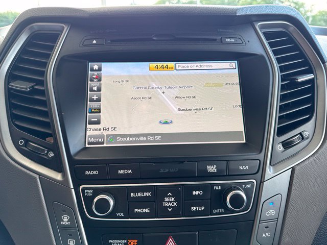 Used 2017 Hyundai Santa Fe Sport w/ Cargo Package AWD/4WD image 18