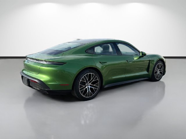 Used 2023 Porsche Taycan RWD image 3