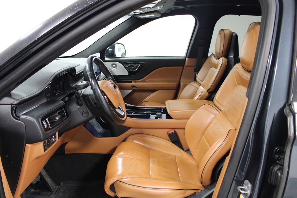 Used 2023 Lincoln Aviator Black Label Grand Touring image 22