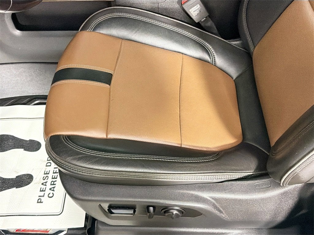 Used 2019 Chevrolet Silverado 1500 High Country image 19