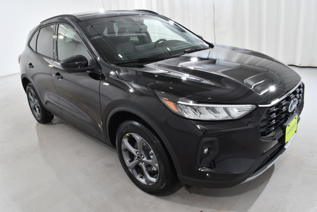 New 2026 Ford Escape ST-Line Select w/ Tech Pack #2 AWD/4WD image 5