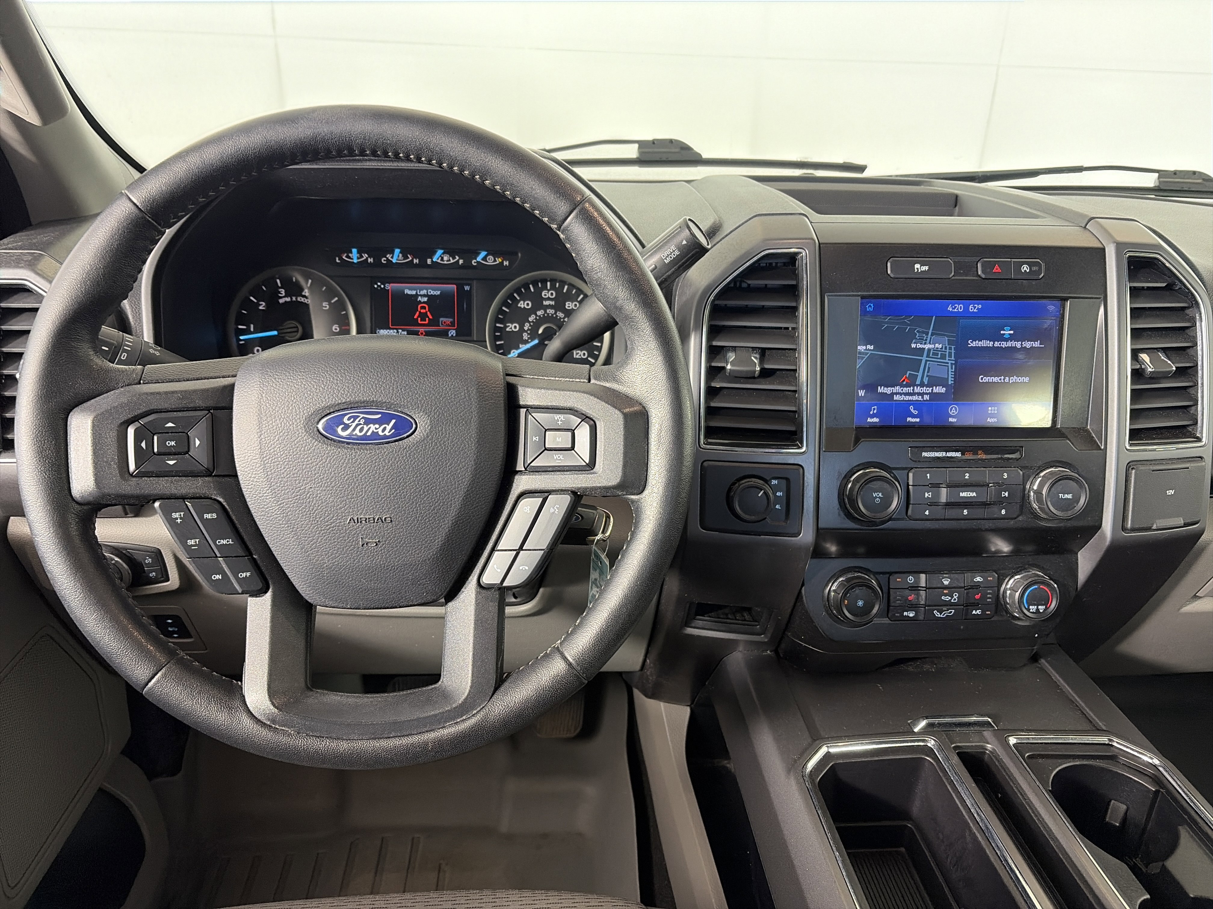 Used 2020 Ford F150 XLT w/ Equipment Group 302A Luxury image 3