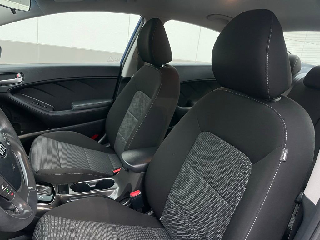 Used 2017 Kia Forte LX image 25