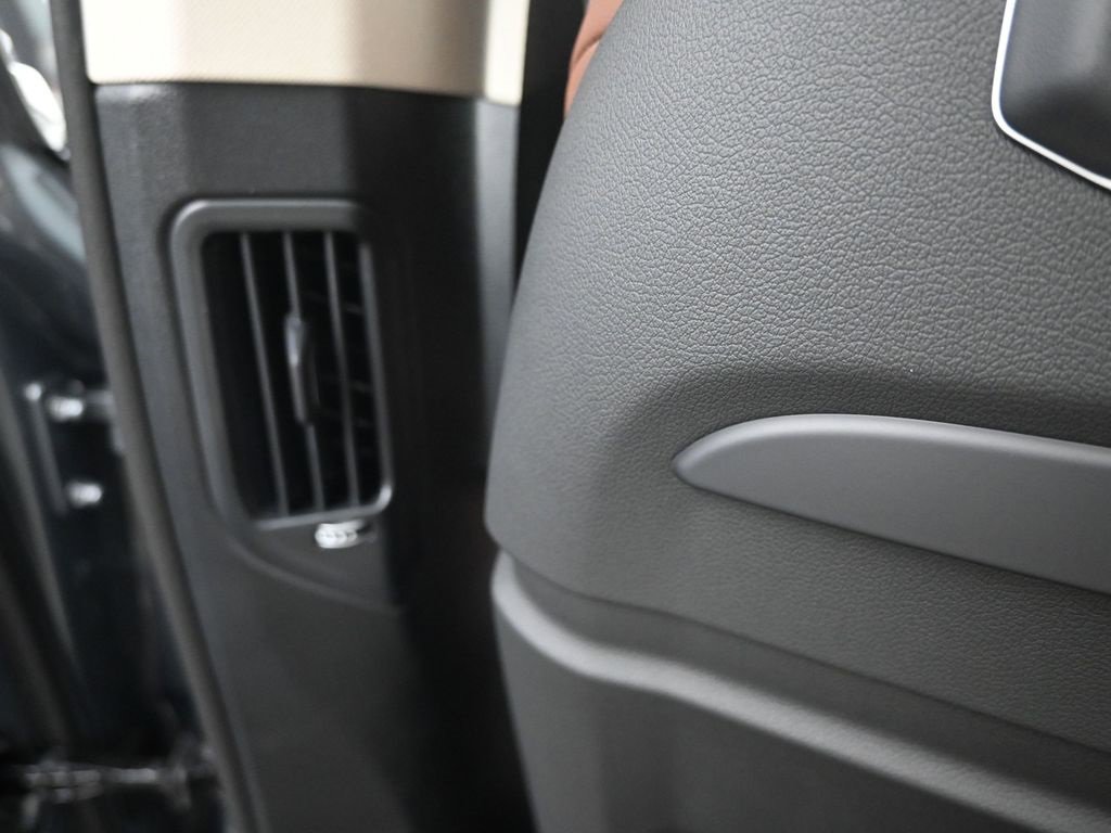 New 2026 BMW X7 xDrive40i image 51