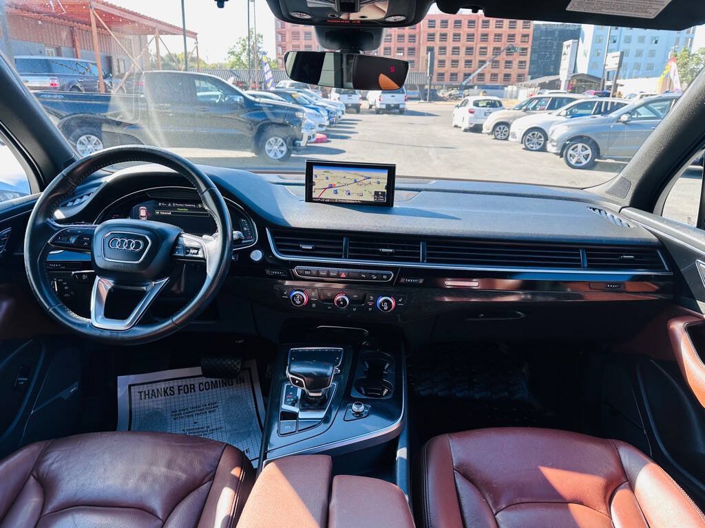 Used 2018 Audi Q7 3.0T Premium Plus AWD/4WD image 9