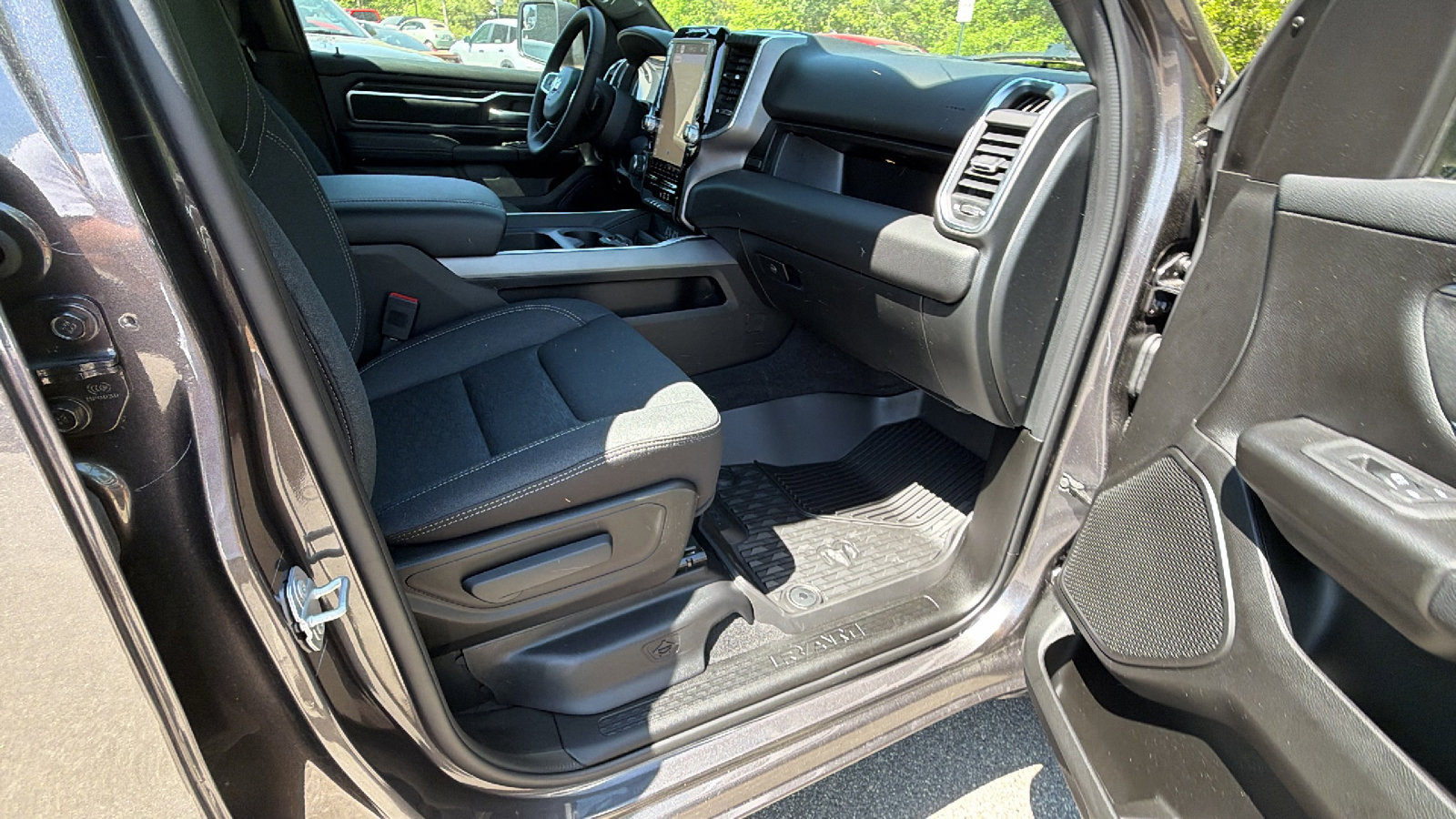 Used 2025 RAM 1500 Big Horn RWD image 19