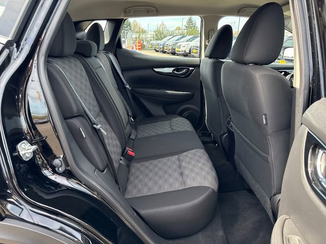 Used 2022 Nissan Rogue Sport SV image 12