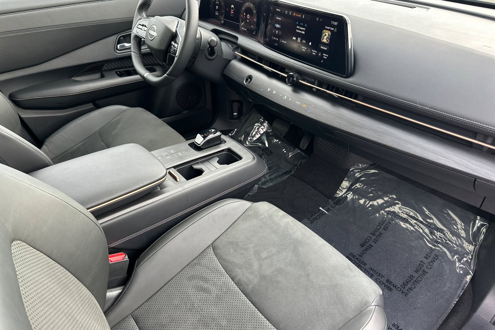 Certified 2024 Nissan Ariya FWD image 18