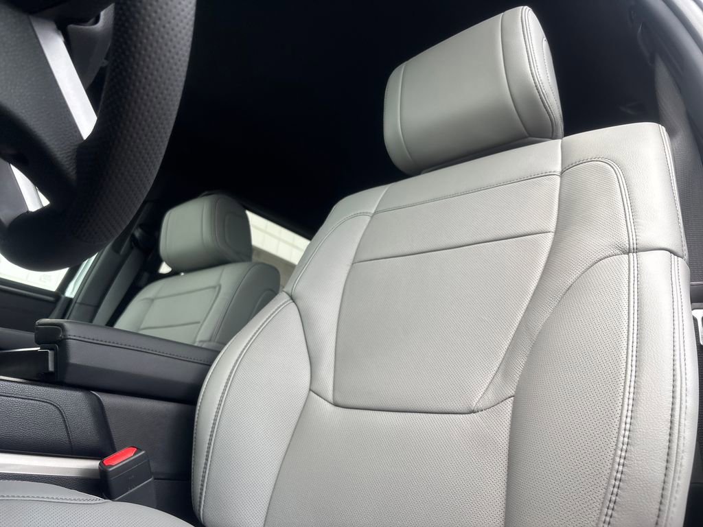 New 2026 Toyota Tundra SR5 image 11