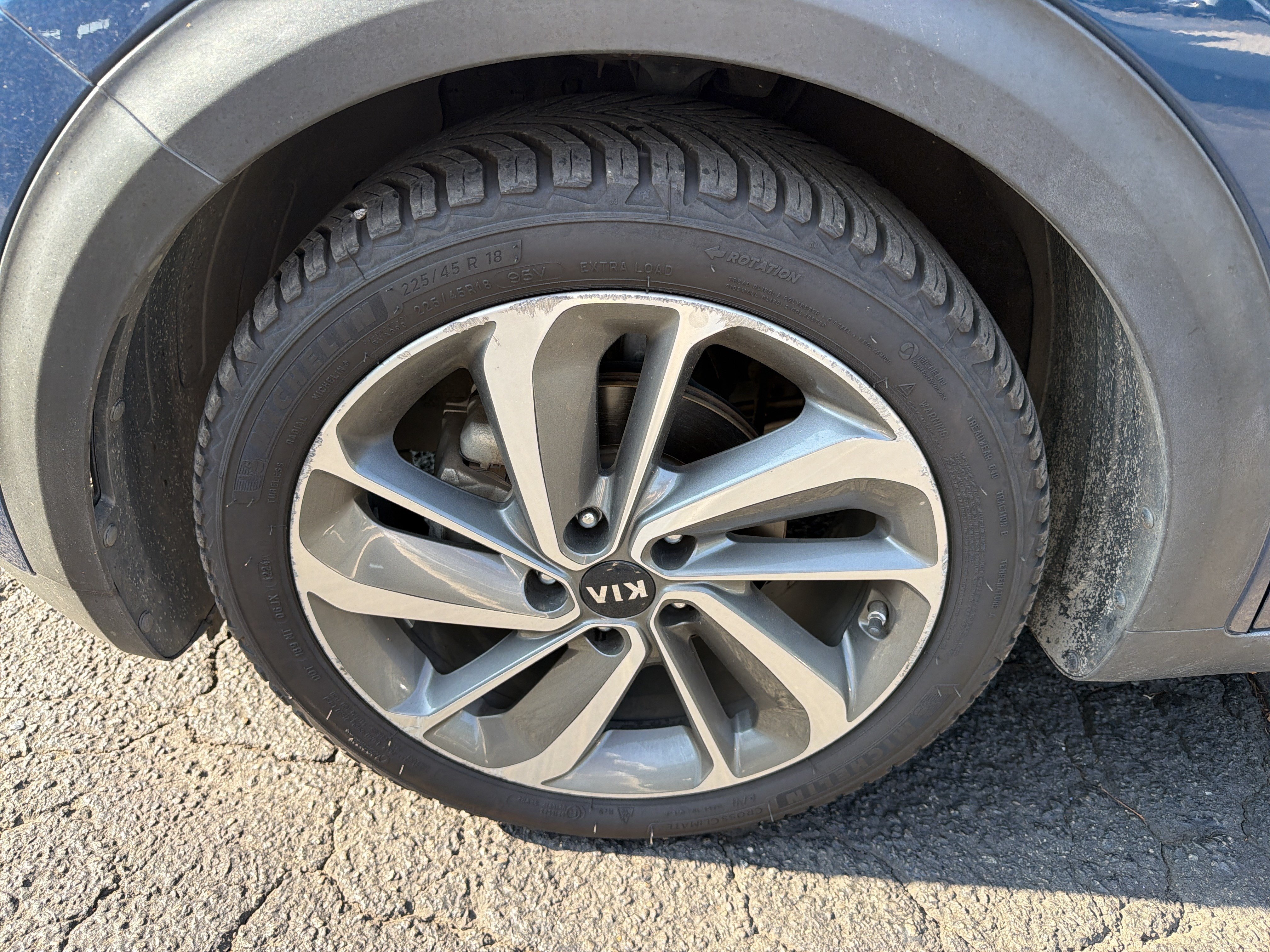 Used 2018 Kia Niro Touring FWD image 10