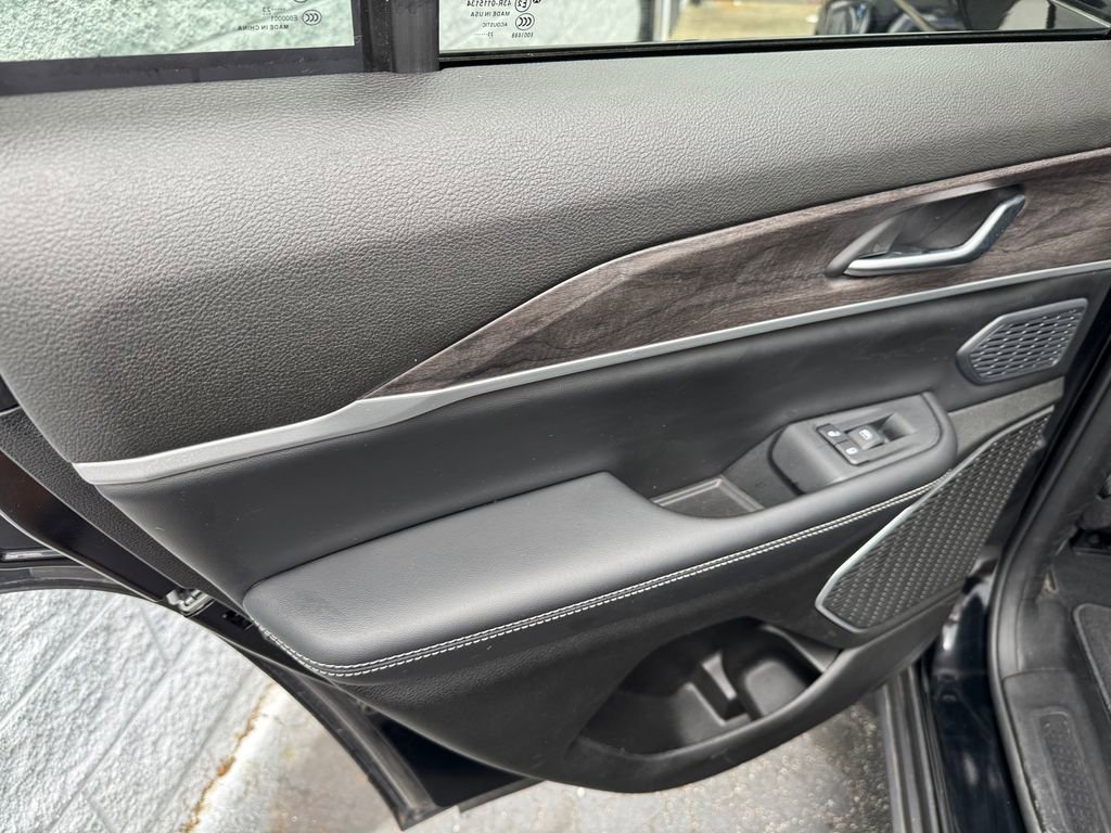 Used 2023 Jeep Grand Cherokee 4WD 4xe image 27