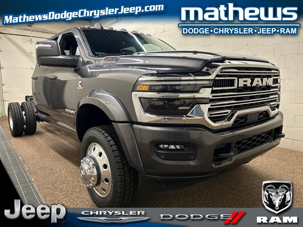 New 2026 RAM 4500 4x4 Crew Cab DRW w/ Laramie Trim Package image 1