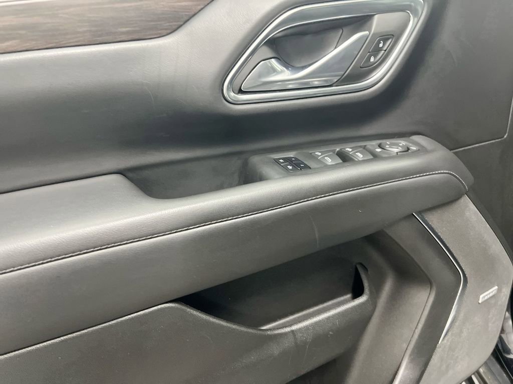 Used 2023 Chevrolet Suburban LT image 21