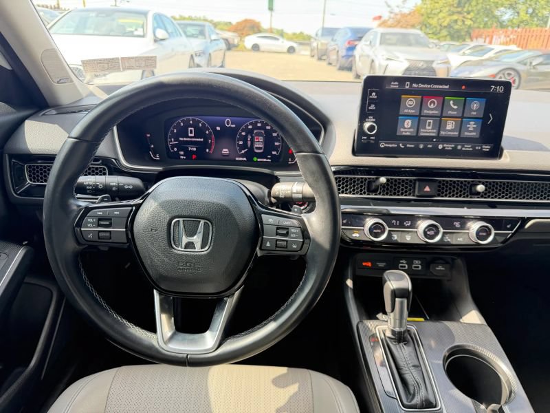 Used 2022 Honda Civic Touring image 19