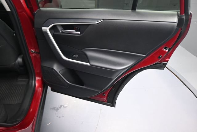 Used 2025 Toyota RAV4 XLE AWD/4WD image 66