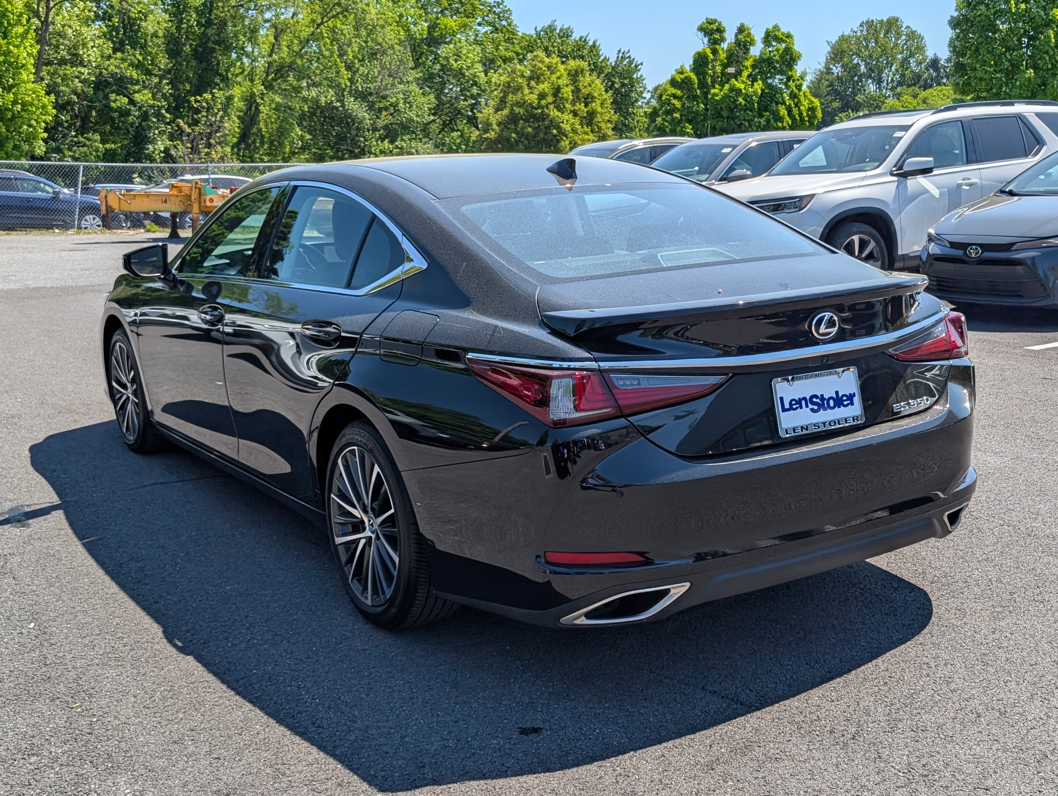 Certified 2024 Lexus ES 350 w/ Premium Package FWD image 5