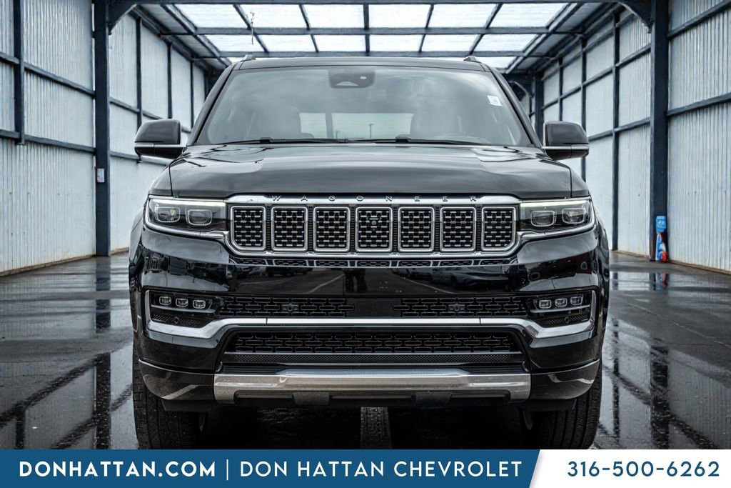 Used 2023 Jeep Grand Wagoneer Series II AWD/4WD image 43