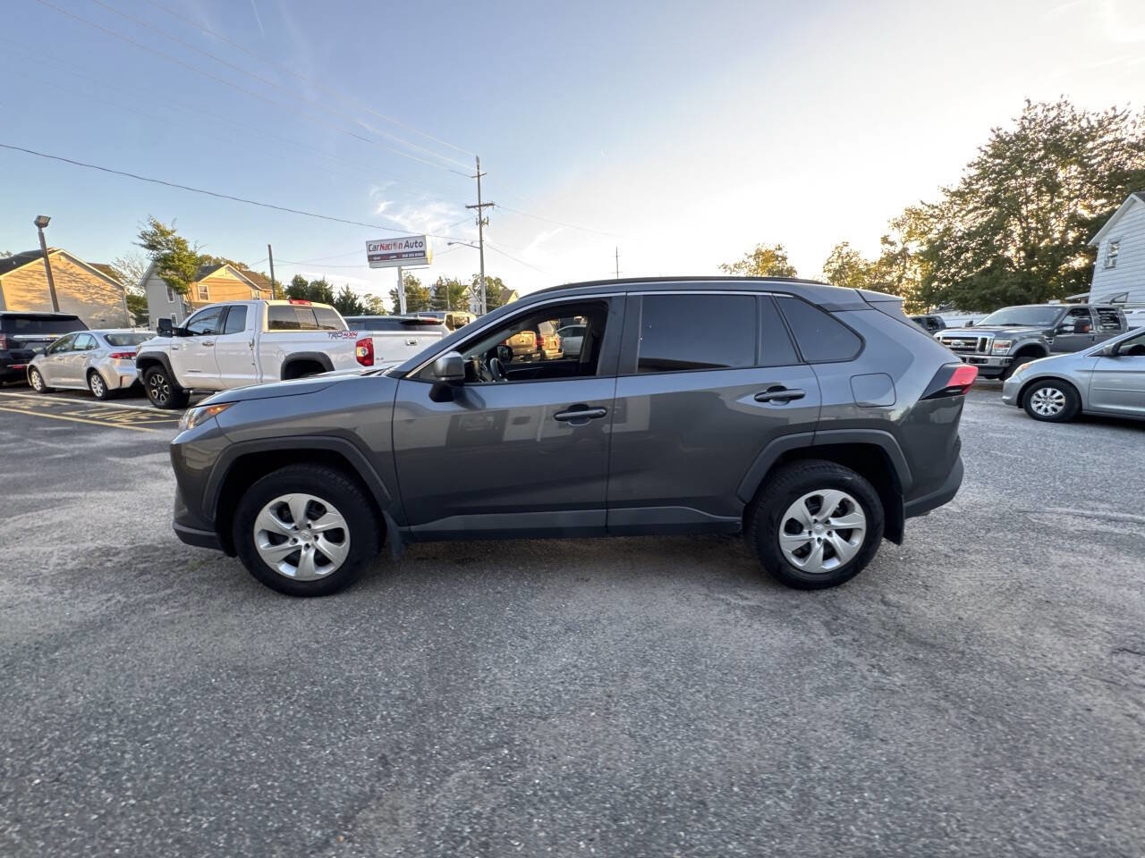 Used 2020 Toyota RAV4 LE image 33