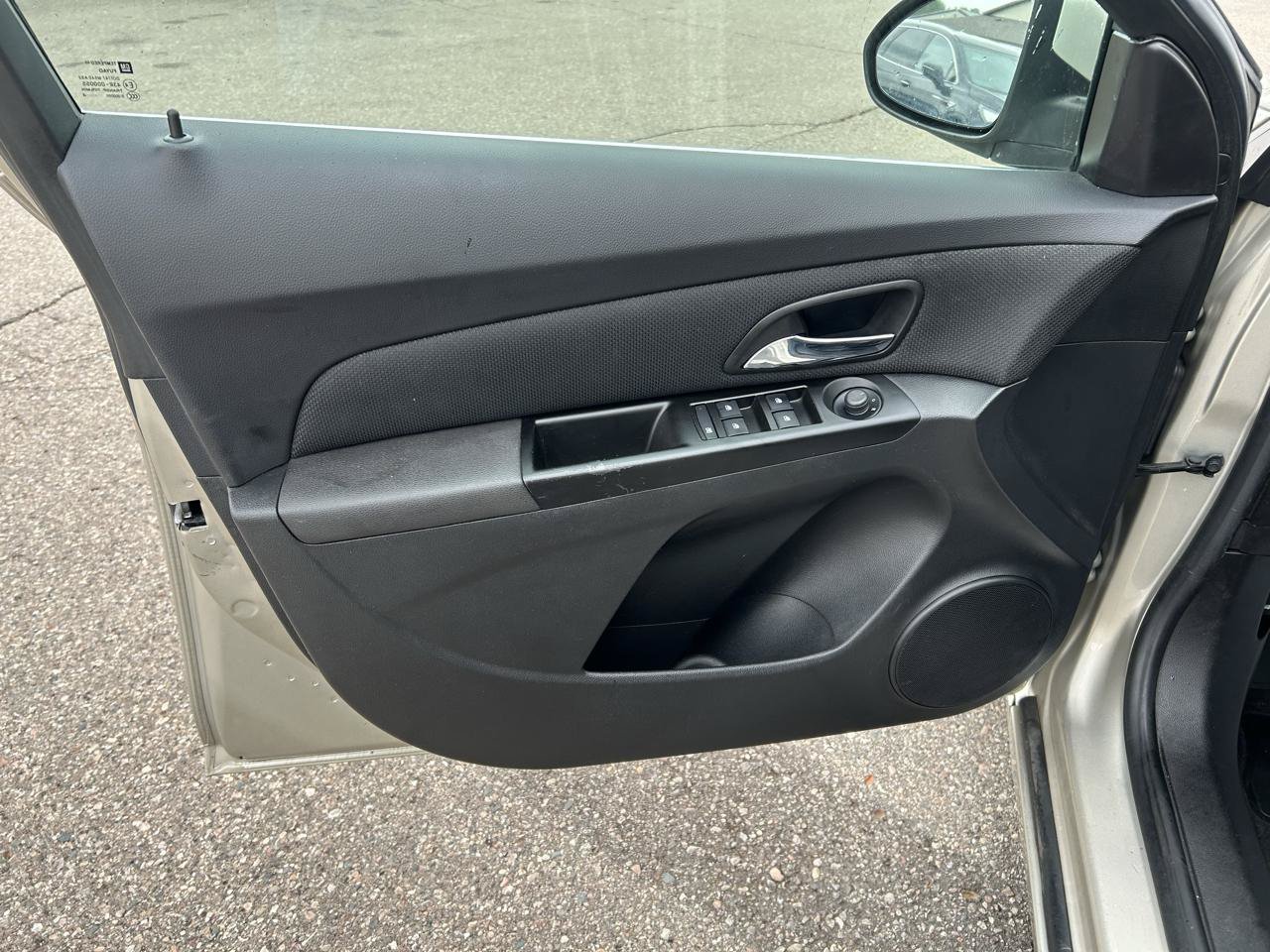 Used 2014 Chevrolet Cruze LT FWD image 14
