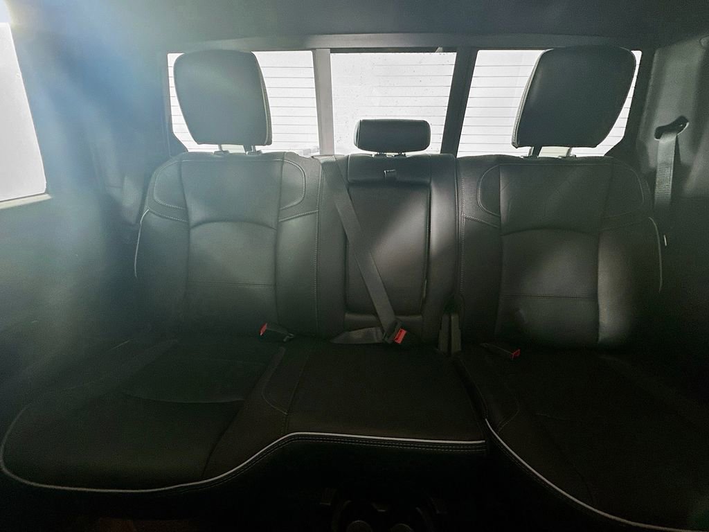 New 2025 RAM 3500 Limited w/ Towing Technology Group image 11