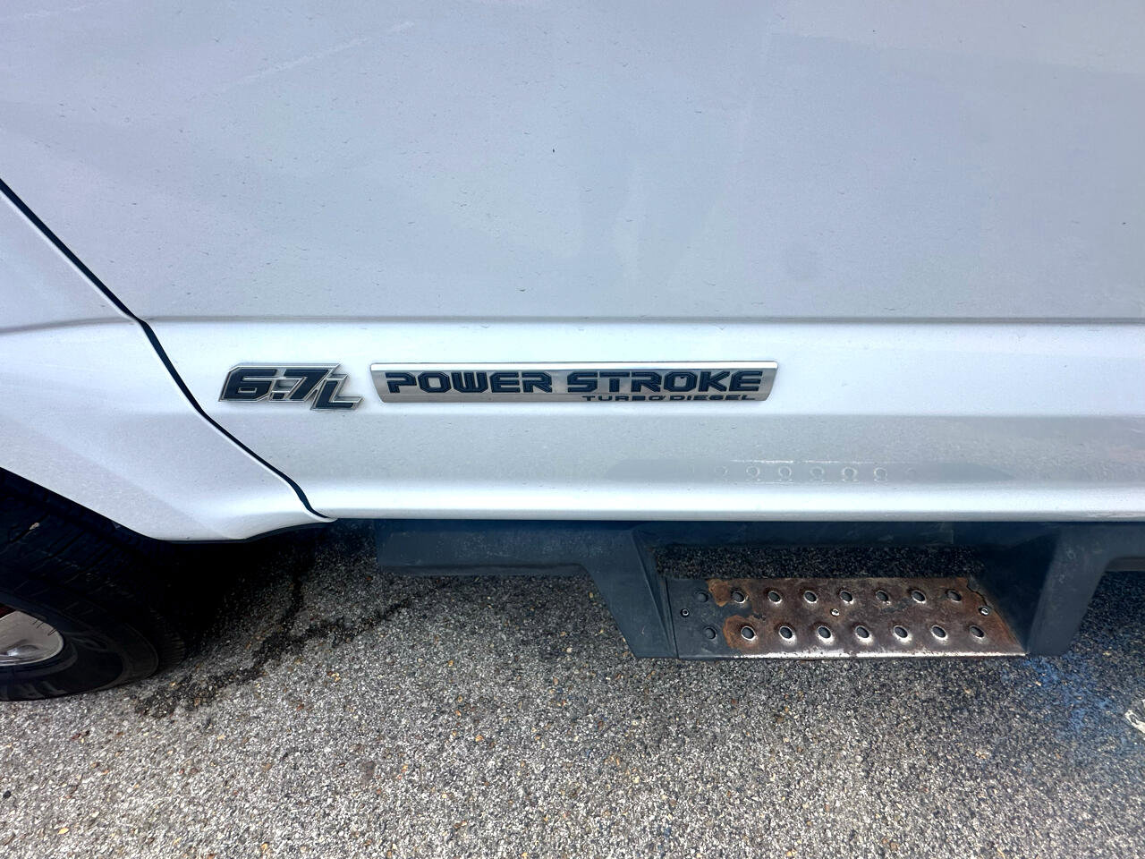 Used 2022 Ford F350 XL w/ Power Equipment Group image 10