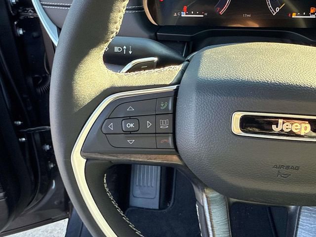 New 2025 Jeep Grand Cherokee L Limited w/ Luxury Tech Group II image 17
