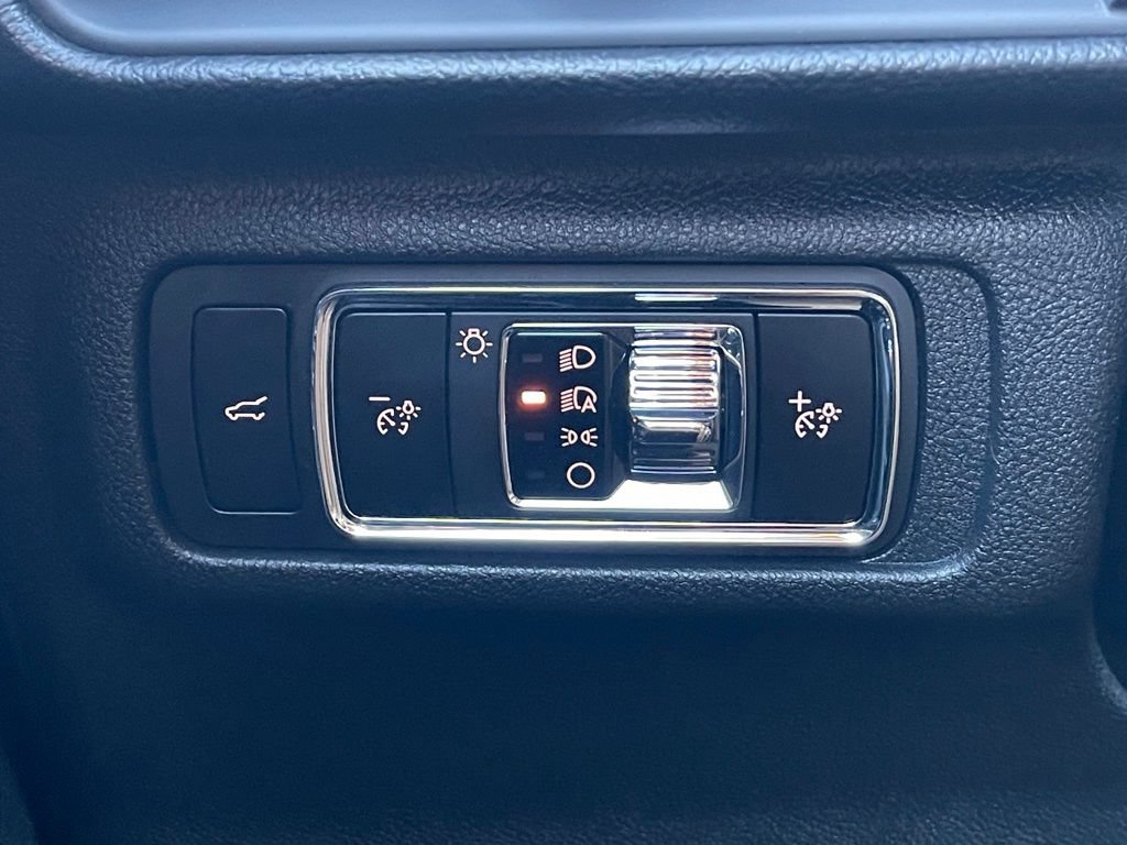 New 2026 Lincoln Corsair Reserve FWD image 14