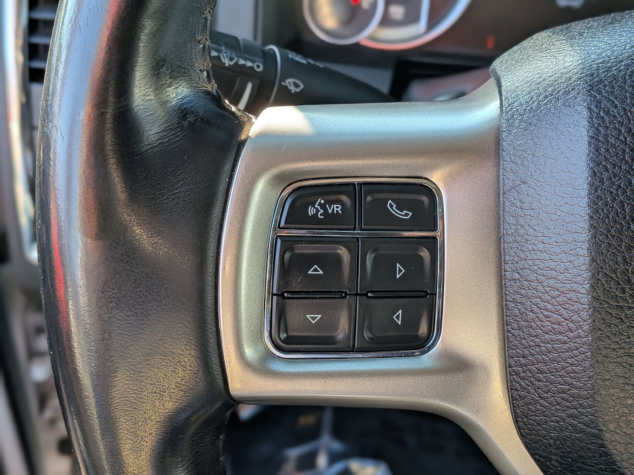 Used 2018 RAM 2500 Laramie image 21