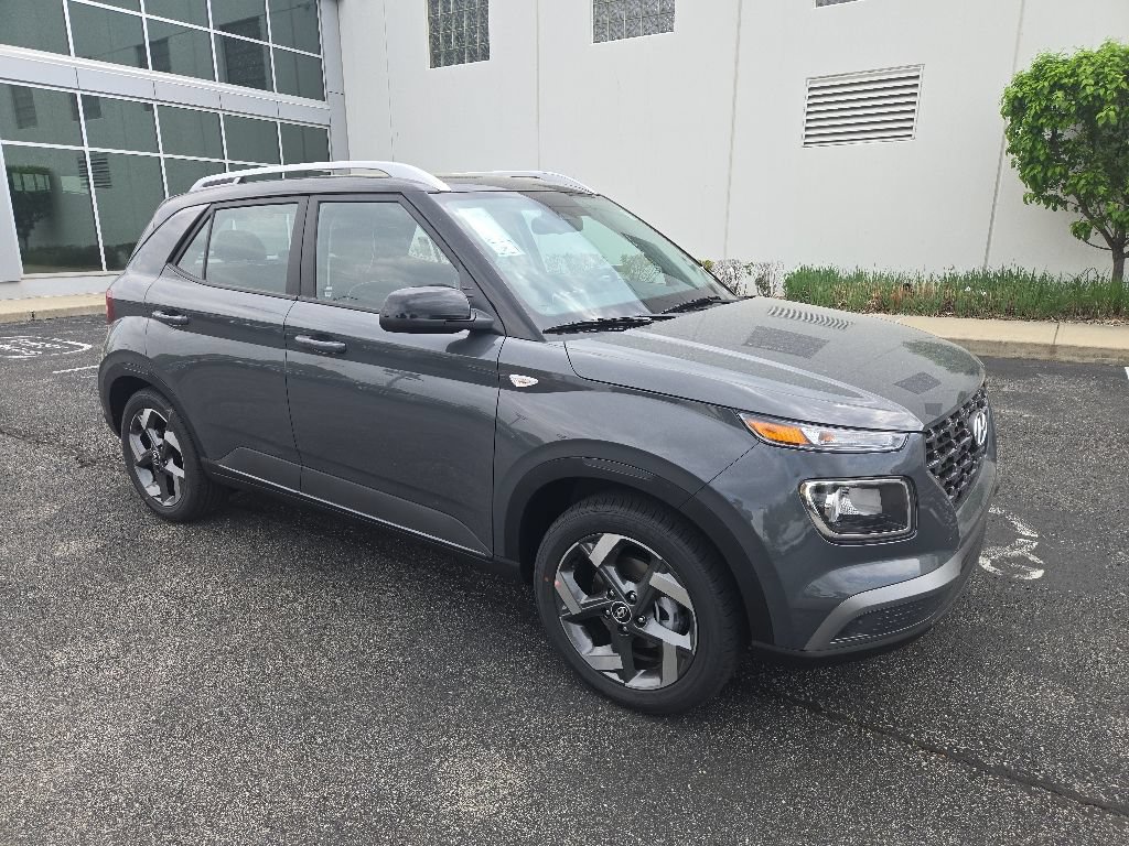 New 2026 Hyundai Venue SEL FWD image 4