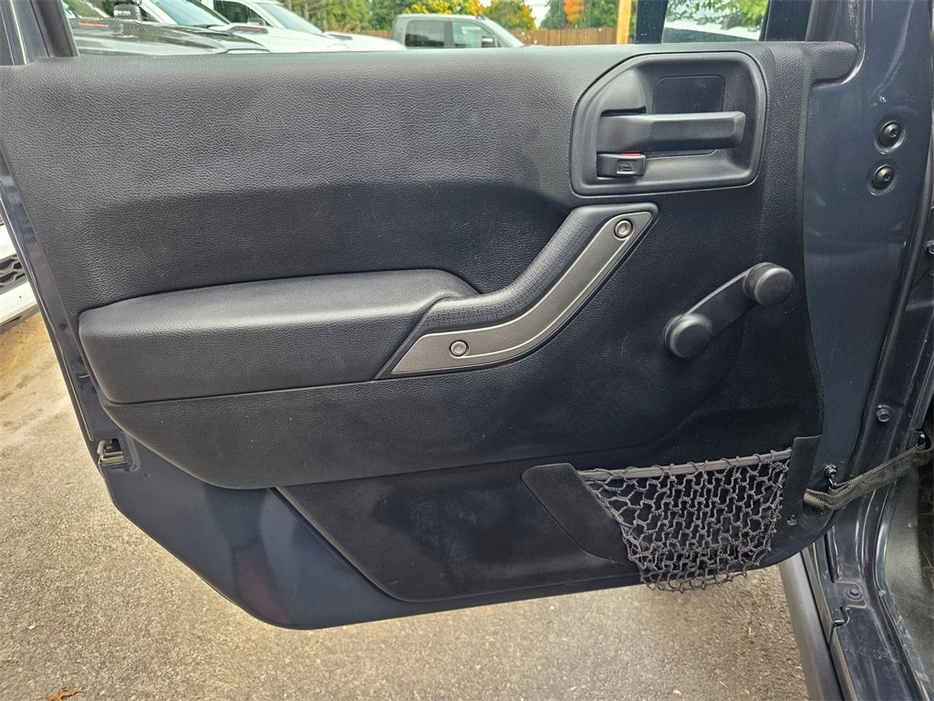 Used 2017 Jeep Wrangler Unlimited Sport image 11