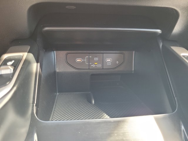 Used 2025 Kia Sorento EX AWD/4WD image 24