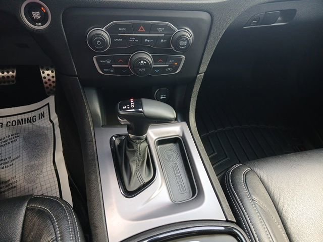 Used 2022 Dodge Charger R/T w/ Blacktop Package image 25