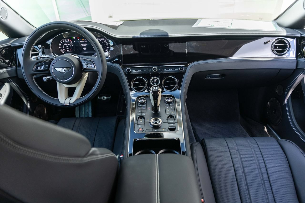 Certified 2025 Bentley Continental GTC AWD/4WD image 47