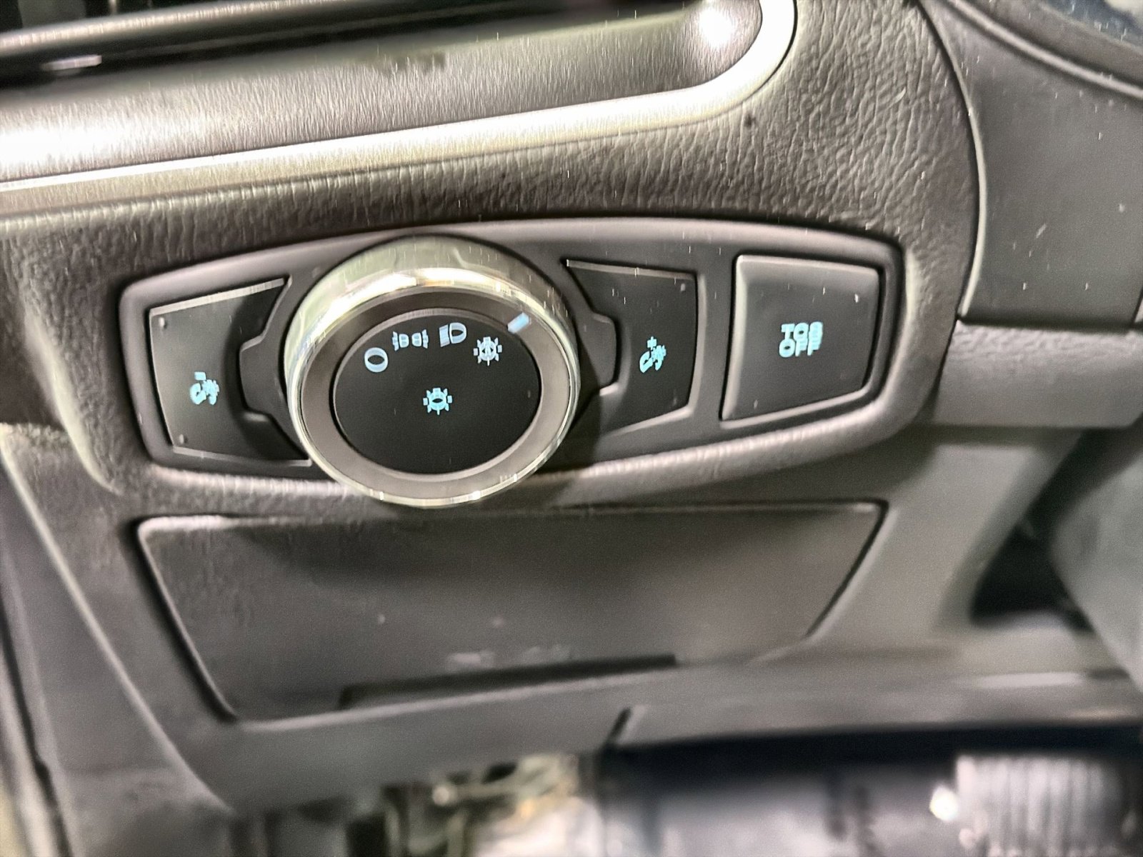 Used 2024 Ford Edge SEL AWD/4WD image 40