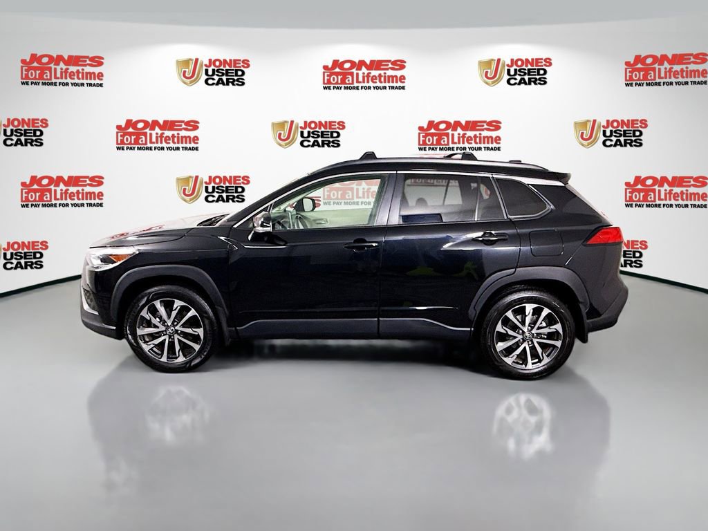 Certified 2023 Toyota Corolla Cross XLE w/ Convenience Package image 15
