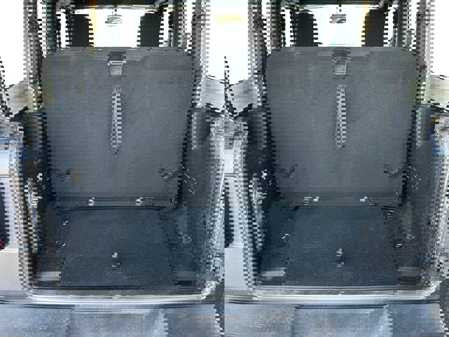 Used 2019 Jeep Wrangler Sport image 23