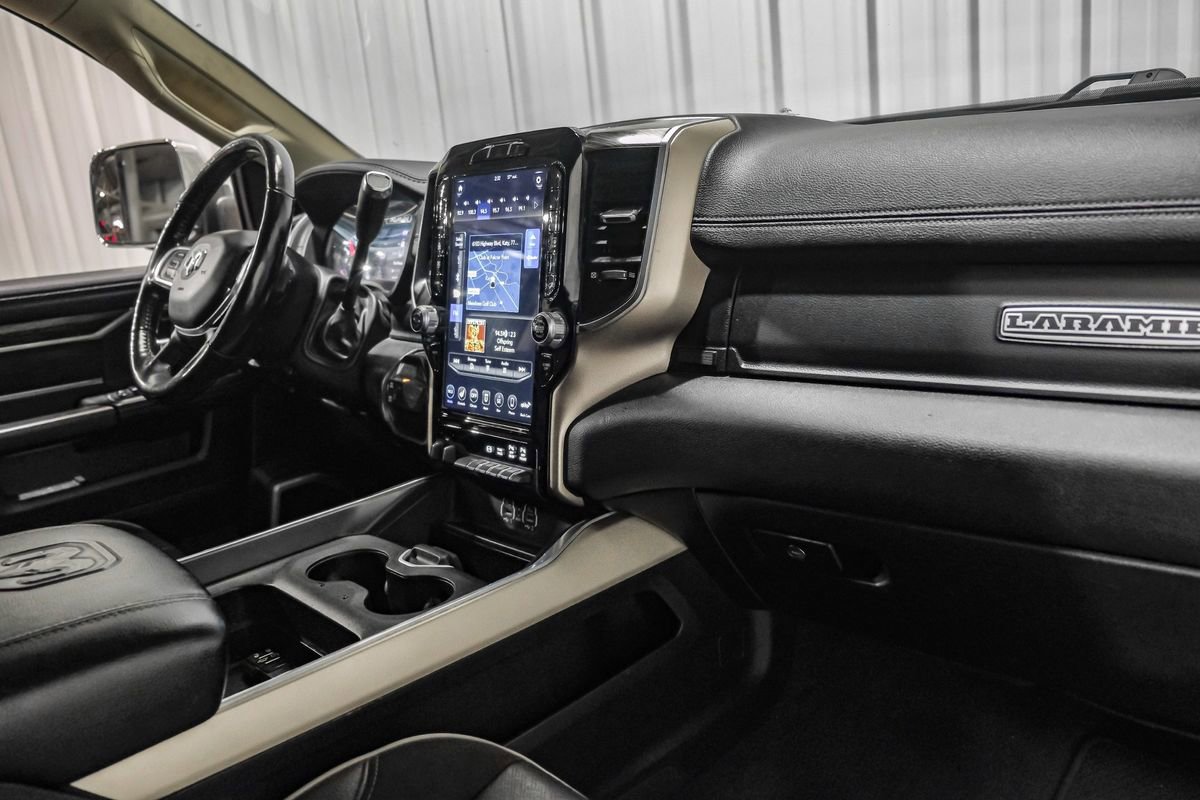 Used 2020 RAM 3500 Laramie image 12