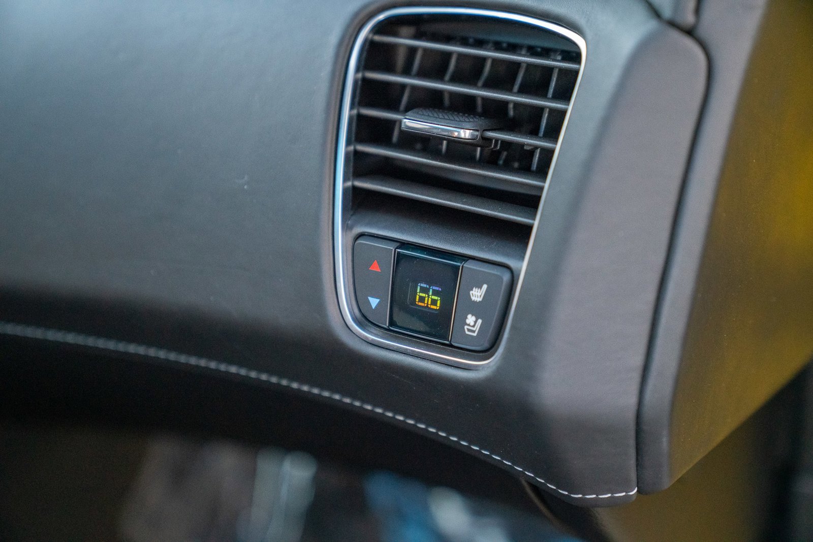 Used 2015 Chevrolet Corvette Stingray Coupe w/ 3LT Preferred Equipment Group image 25