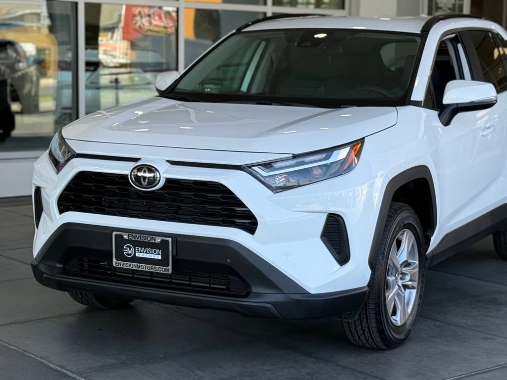 Certified 2025 Toyota RAV4 XLE FWD image 3