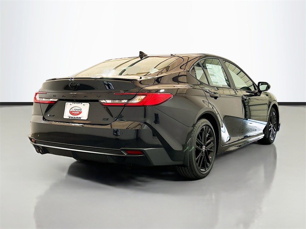 New 2026 Toyota Camry SE image 4