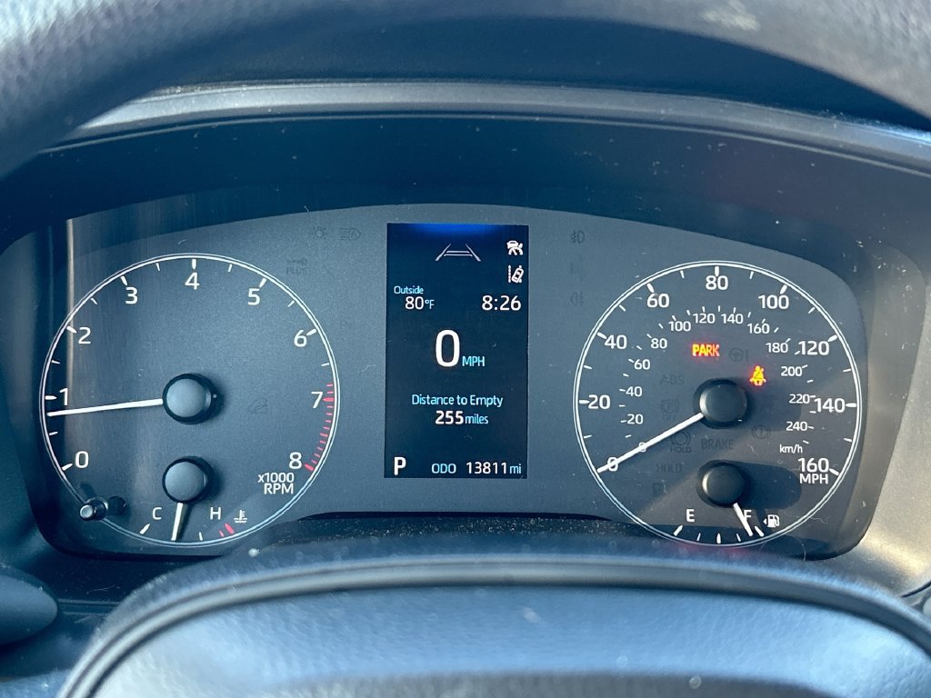 Used 2025 Toyota Corolla LE w/ Convenience Package FWD image 21