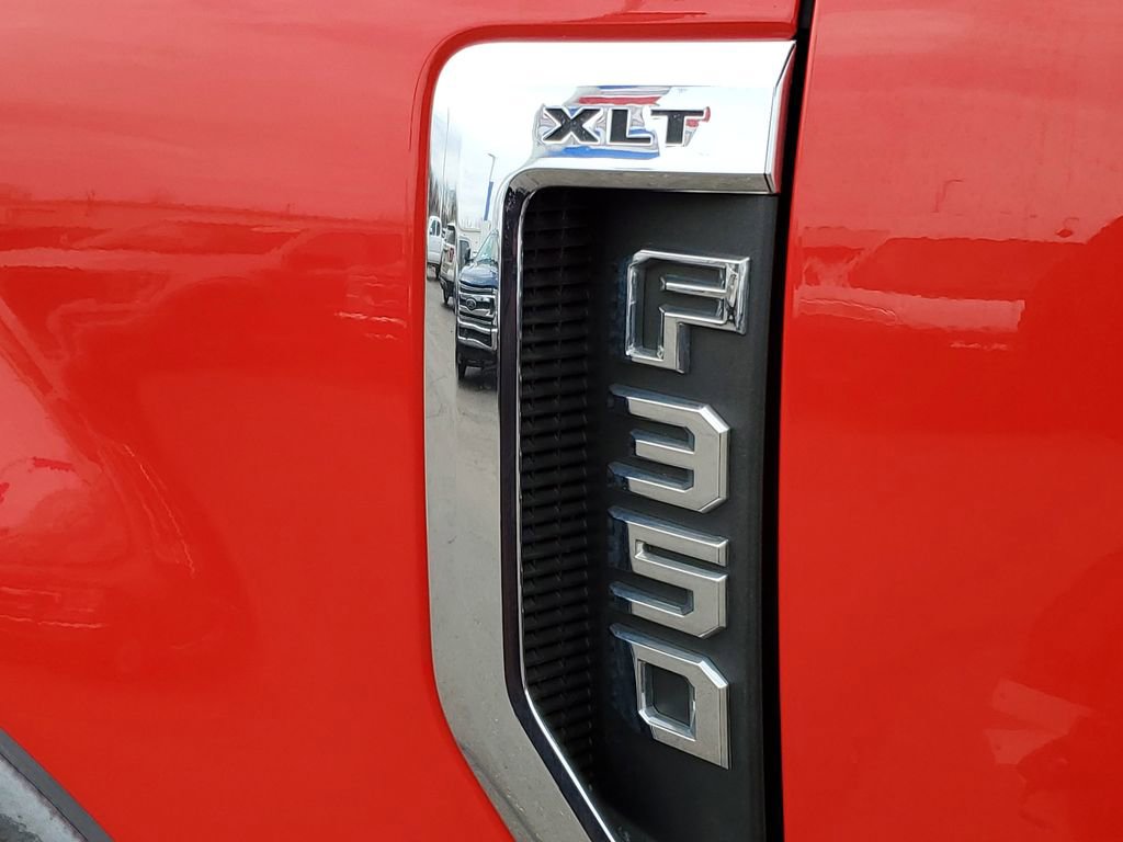 Used 2022 Ford F350 XLT w/ XLT Value Package image 32