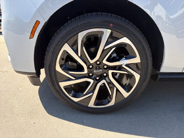 New 2026 Lincoln Navigator Reserve AWD/4WD image 13