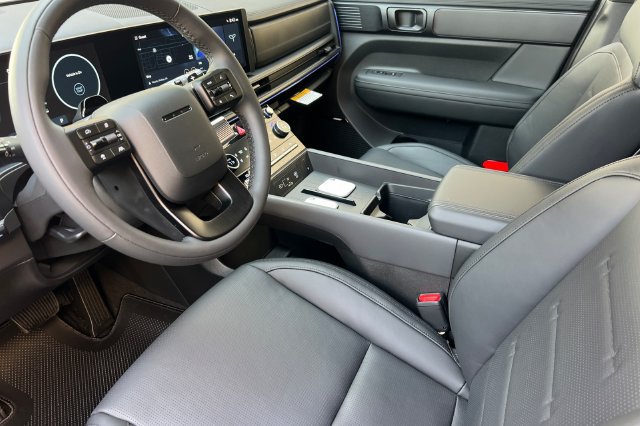 New 2026 Hyundai Santa Fe Calligraphy AWD/4WD image 9