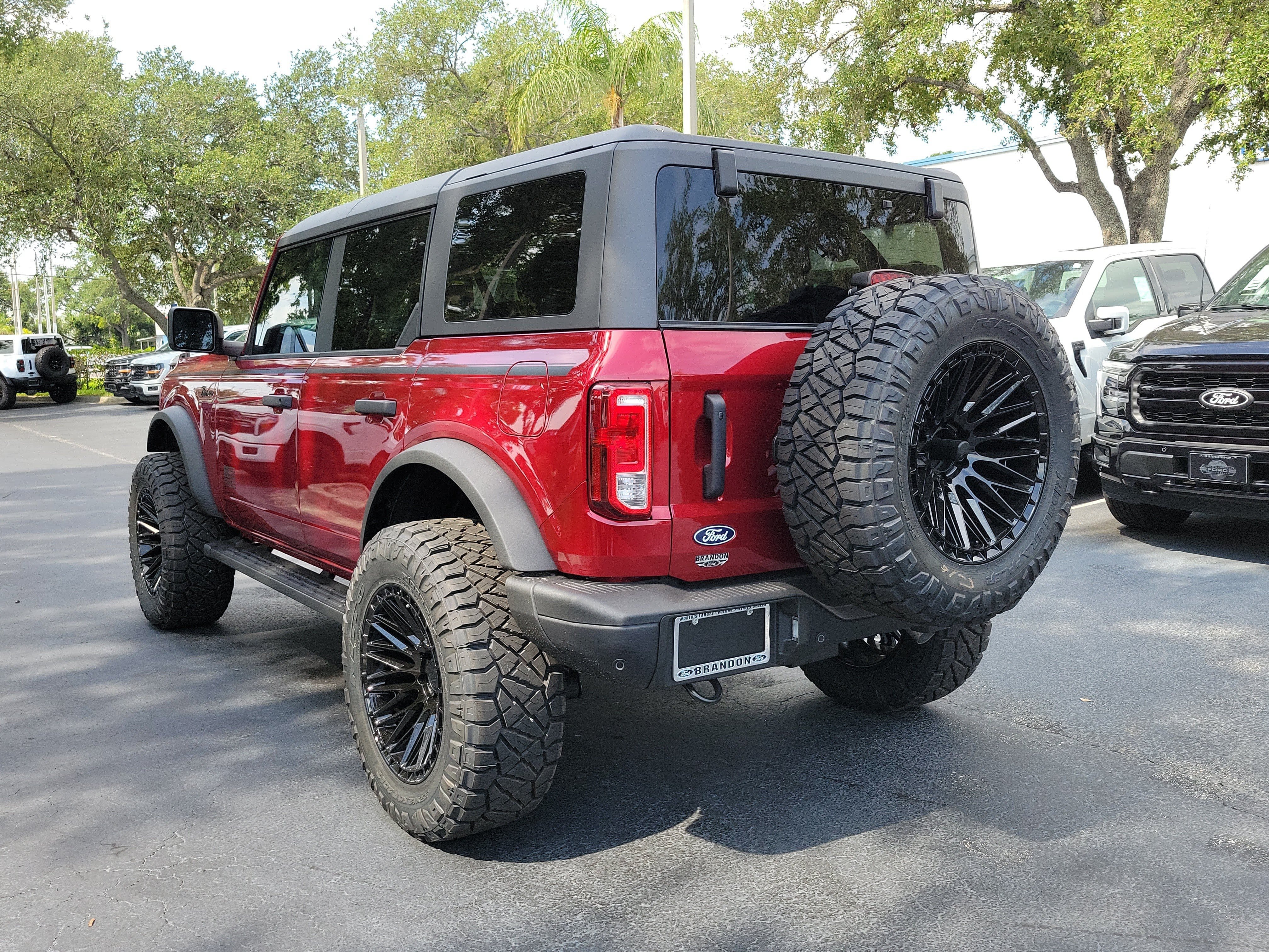 New 2026 Ford Bronco Big Bend w/ Black Diamond Package AWD/4WD image 7