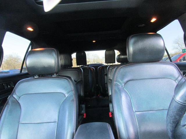 Used 2016 Ford Explorer Sport w/ Equipment Group 401A image 13