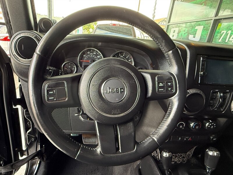 Used 2014 Jeep Wrangler Unlimited Sport w/ Quick Order Package 24S AWD/4WD image 20
