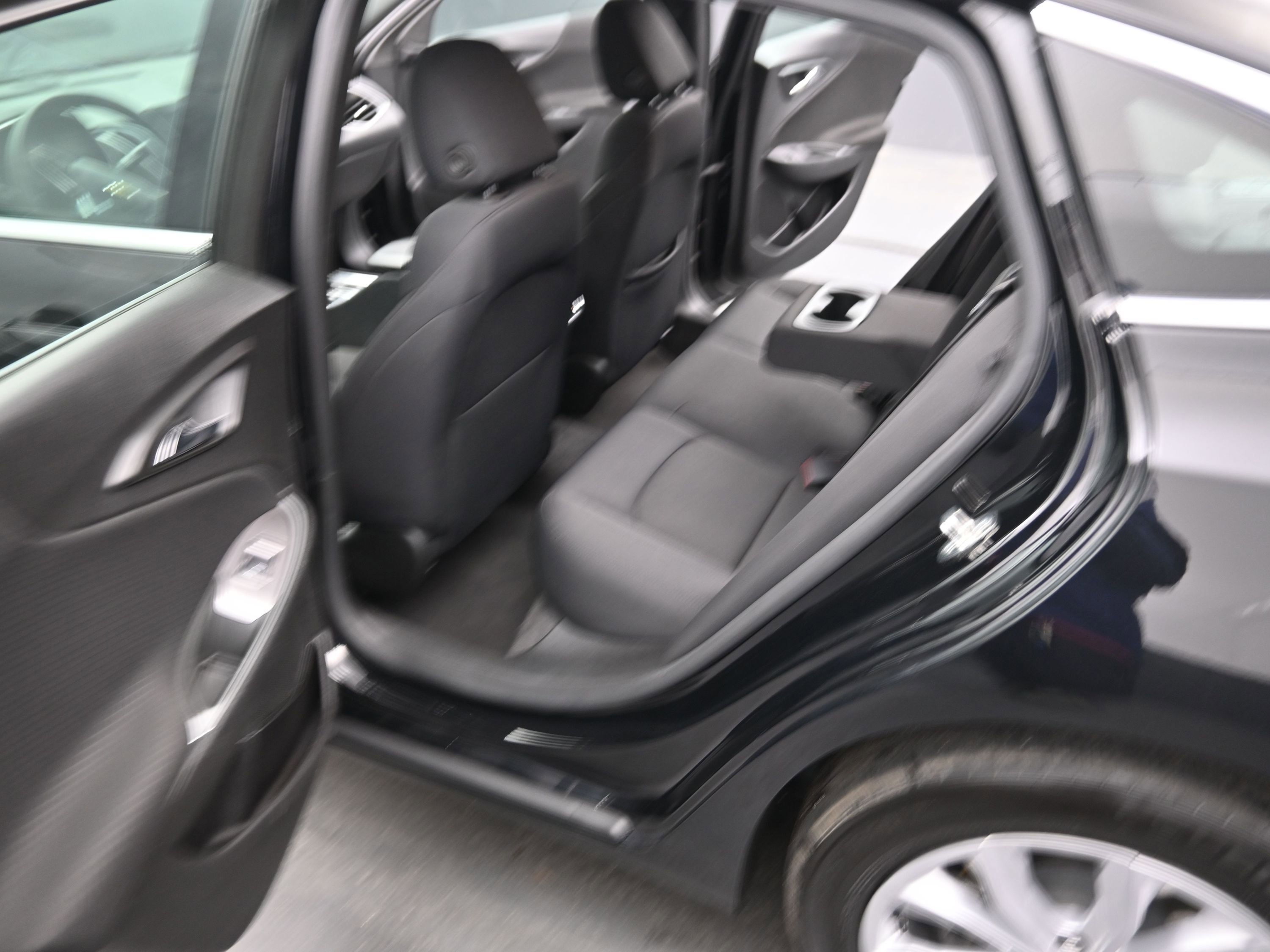 Used 2024 Chevrolet Malibu LT image 14