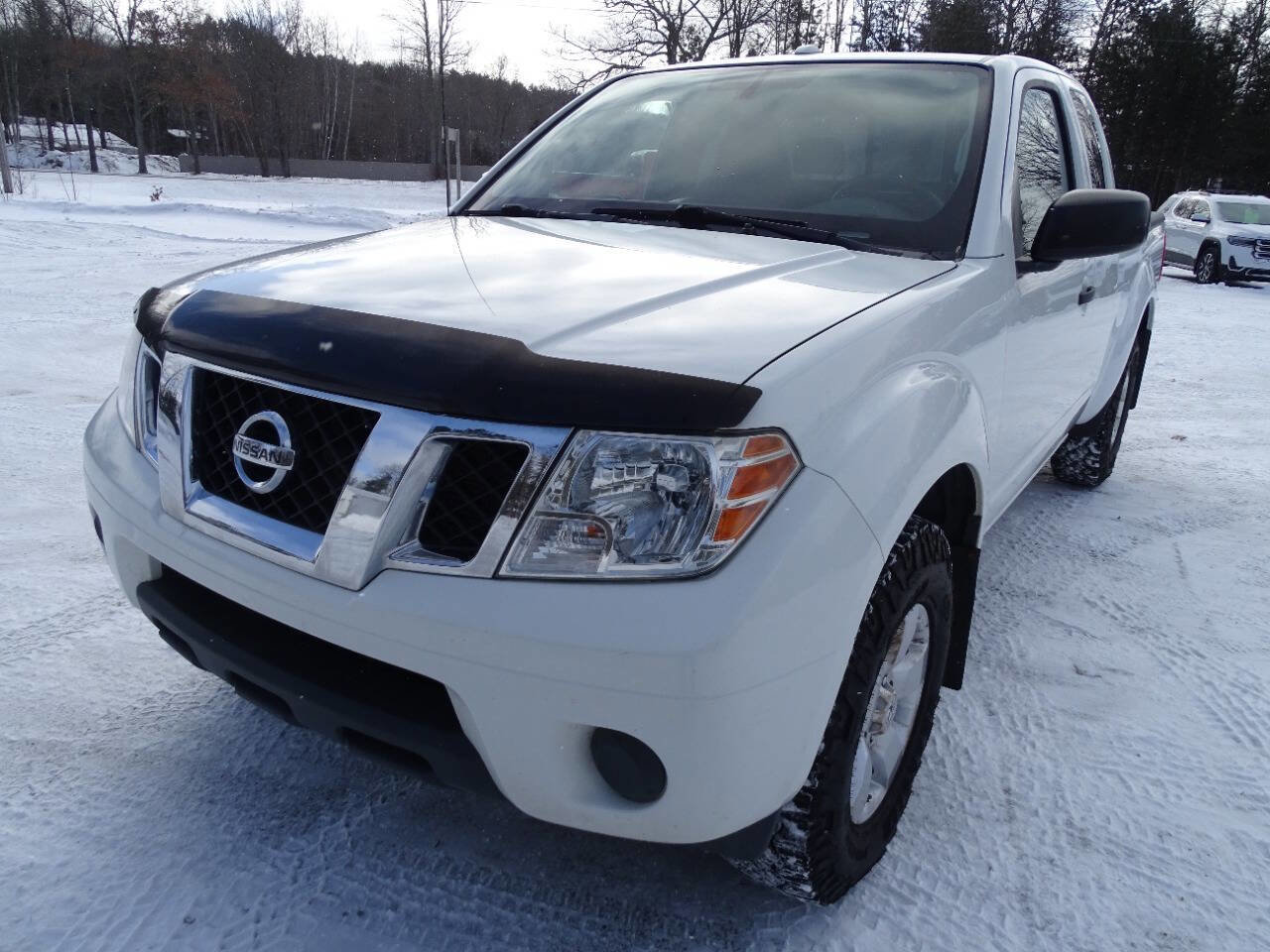 Used 2013 Nissan Frontier SV image 4